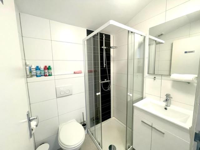 Holidayhome Zonnestraal 9P Amsterdam And The Beach Heerhugowaard Ngoại thất bức ảnh